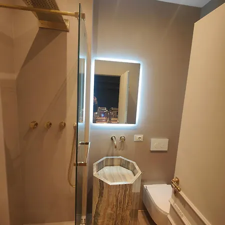 Ottoboni 2a Luxury Penthouse * Milaan