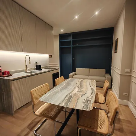 Ottoboni 2a Luxury Penthouse * Milan
