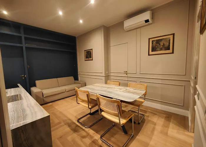 Ottoboni 2a Luxury Penthouse Διαμέρισμα *