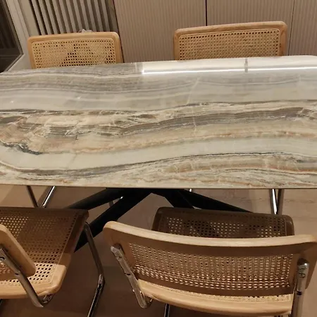 Ottoboni 2a Luxury Penthouse דירה *