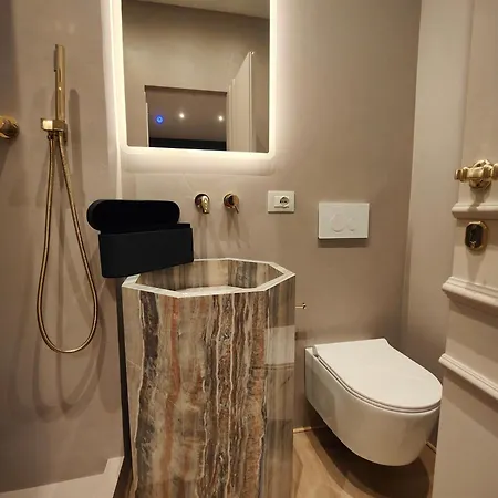 דירה Ottoboni 2a Luxury Penthouse מילאנו